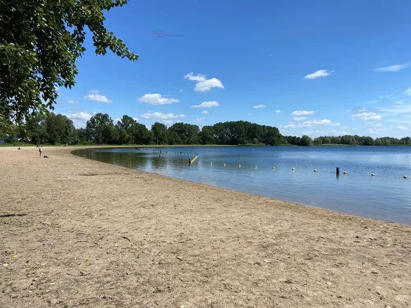 Zevenhuizerplas Strand Noordwestzijde